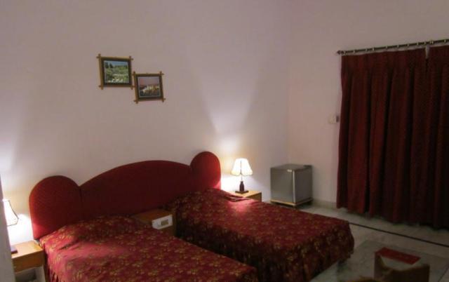 Hotel Surya Khajurāho 部屋 写真